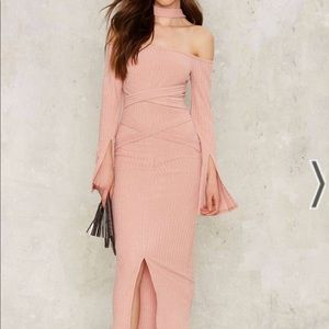 Lavish Alice - pink ribbed knit dress